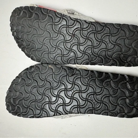 Amity Paris Love & Cafe Graphic Slides | Adjusted Contoured Footbed Birkenstocks - Picture 3 of 5